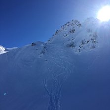 Alternative slope over the Abiga Ridge into Alpika. Foto: Anders Brandt.