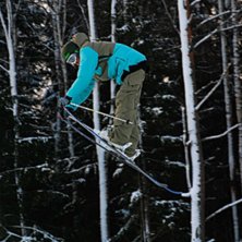 Johan Backman k&ouml;r latsbil i Kungsbergets hopp!. Foto: Simon Lindberg. &Aring;kare: Johan Backamn.