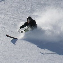 En underbar nysn&ouml;dag i les deux Alpes. S&aring; h&auml;r s. Foto: Carl Bruch. &Aring;kare: Johan Hasslow.
