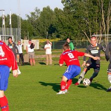 stark insats av max trygg p&aring; mittf&auml;ltet. &Aring;kare: Max Trygg.