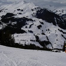 Utsikt nerf&ouml;r backen och &ouml;ver hinterglemmsidan.. Foto: Peter Viveland. &Aring;kare: Ingen.