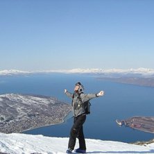 I bland &auml;r livet helt OK... Utsikt &ouml;ver Narvik o. Foto: Johan Bj&ouml;rklund. &Aring;kare: Mikael &Aring;sell.