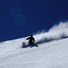 F&ouml;rsta sp&aring;ren dagen efter sn&ouml;fall. Foto: Patrick S&ouml;dermark. &Aring;kare: P&auml;r.