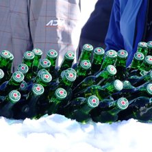 T&ouml;rstig n&aring;n?. Foto: Pontus Gille. &Aring;kare: Heineken.