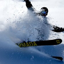 En hel meter nysn&ouml;! Nog roligaste skiddagen i mit. Foto: Viktor Sundvall. &Aring;kare: Axel Milton.