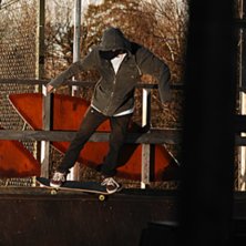 skejta i februari=crazy=feeble. Foto: David Husberg. &Aring;kare: Martin Ring&ouml;.