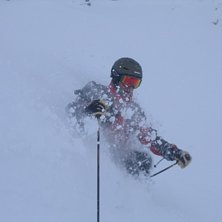En del sn&ouml; kom det s&aring; det var bara att platta ti. Foto: Martin Bengtsson. &Aring;kare: Michael Malmros.