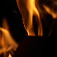 eld i &ouml;verammer. Foto: jag himself. &Aring;kare: elden.