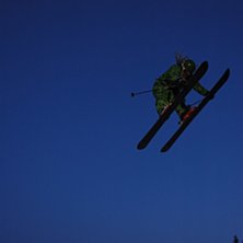 Kv&auml;llsjibbing i Tr&ocirc;tparken p&aring; Fun&auml;sdalsberget. Foto: Ebba kling-Odencrants. &Aring;kare: David Kling-Odencrants.
