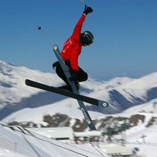 Foto: Ian Ne. &Aring;kare: Oscar Wetterblad.