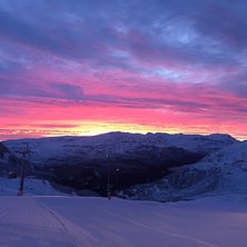 S&oslash;ndag og nysn&oslash;!
God S&oslash;ndag morgen! I dag er de.