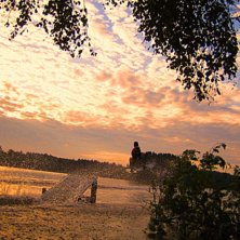 Jeppe i vattenskidshoppet p&aring; kv&auml;llningen! :D. Foto: Viktor Frisk. &Aring;kare: Jeppe Westlin.