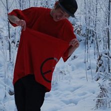 Easy Tee UF. Foto: Stefan Nagy. &Aring;kare: Joakim Dahlstr&ouml;m.