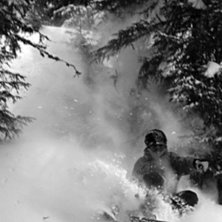 Soft bild..Efter 20 cm sn&ouml;fall.... Foto: Jonas Coll&eacute;n. &Aring;kare: Kristoffer Frenkler.