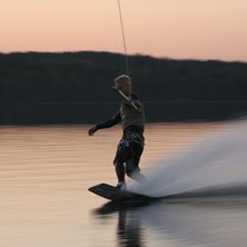 Foto: KarlDigtal. &Aring;kare: Hallgren.