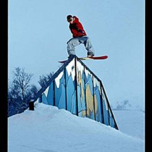 Boardslide p&aring; Battleship-railen i Hemsedal.. Foto: Espen Lystad. &Aring;kare: Inge Wiig.