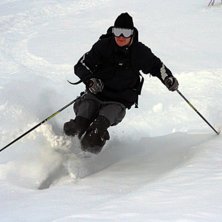 Puder i Kittel. Foto: Paessa Konteh. &Aring;kare: Michael Gustafsson.