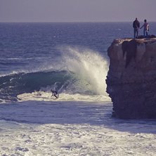&amp;quot;By far the most famous surf spot in all . Foto: Marcus Olsson. &Aring;kare: Santa Cruz local.