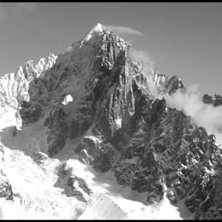 Spetsiga berg vid Chamonix
Bilden tagen fr&aring;n Br�. Foto: Simon Pont&eacute;r.