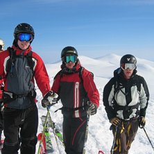 Heliski i Borga. Foto: P&auml;r Ljung. &Aring;kare: Daniel, Micke, Micke.