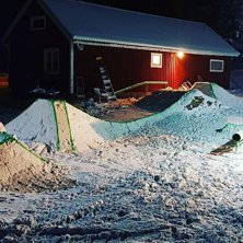 Ny setup i sveriges minsta men b&auml;sta jibb park....