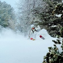 Foto: Klaus Esser. &Aring;kare: Adam Esser.