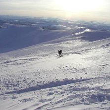 P&aring; v&auml;g ned efter en topptur p&aring; s&ouml;dra s&ouml;len i . Foto: Henrik Johansson. &Aring;kare: Daniel Karlsson.
