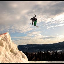 Martin Hauge i en 180 nose. Foto: Christoffer Dybendal. &Aring;kare: Martin Hauge.