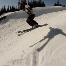 En sk&ouml;n, solig dag i &Aring;re tog jag n&aring;gra sv&auml;ngar. Foto: Adam Forsberg. &Aring;kare: Jesper &amp;quot;Jeppenator&amp;quot; Nor&eacute;n.