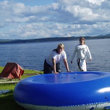 Foto: Krille. &Aring;kare: Emelie, Lina och jag i ringen.