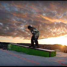 Railing at the sunseth. Foto: Christoffer Dybendal. &Aring;kare: Kim Ottesen.