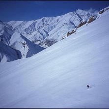 Otroligt offpist &aring;k i Shemshak! 700 fallh&ouml;jder o. Foto: Kaj S&ouml;derin.