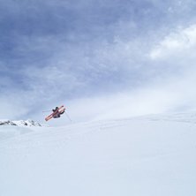 Off axis. Foto: Joel S&ouml;derstr&ouml;m. &Aring;kare: Tobbe Skeppstedt.