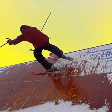 en ganska trist dag p&aring; berget,  h&auml;r &auml;r en av bi. Foto: jesper sandsj&ouml;. &Aring;kare: Jacob holmberg.