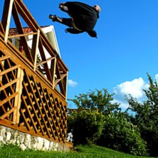 g&ouml;r en cork 7 fr&aring;n lantz altan en g&aring;ng till.. :. Foto: Johan Lantz. &Aring;kare: Elov Olsson.