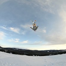 backflipppPPppPPpp. Foto: Alexander Runhellen. &Aring;kare: Oscar Wester.