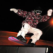 peter g&ouml;r en Tailslide. Foto: jag &amp;quot;Simptrasan&amp;quot;. &Aring;kare: Peter Lindst&ouml;rm.