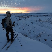 Ok&auml;nd skidl&ouml;pare spanar efter nya &aring;k och undrar. Foto: tryggve tir&eacute;n.