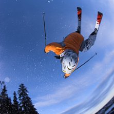 vinkel, linqoln, tr&auml;d, sn&ouml;. Foto: Johan Marklund. &Aring;kare: Max Hemmigsson.