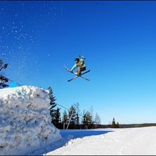 Karusell som snurrar m&aring;nga varv. Foto: Axel F&auml;ltstr&ouml;m. &Aring;kare: Johan Backman.