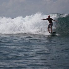 Surfing i Kuta Lombok, p&aring; Dondons i Gerupuk. Naaa. &Aring;kare: Linn Andersson.