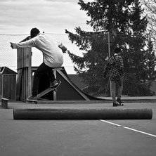 Liten skatesession. Foto: Philip Juliusson. &Aring;kare: Jonas Frid.