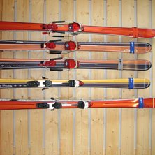Gentlemen, choose your weapons. 
Test skidor fr&aring;. Foto: Daniel Carlsson. &Aring;kare: Ingen.
