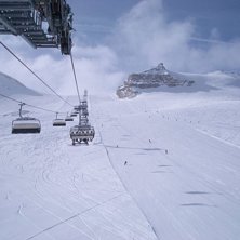 En H&auml;rlig och lagom kall dag i Zermatt. Var och �. Foto: Niklas Olsson. &Aring;kare: N&aring;gra tattare fr&aring;n Schweiz kanske.