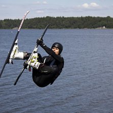 vattenhopp.se. Foto: Adam Reivant. &Aring;kare: Jon Olsson.