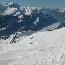 Utsikt ner mot Meiringen och Brienzer-see.