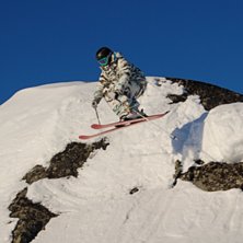 jag och linus hittade ett dropp jag droppade och l. Foto: linus roos. &Aring;kare: axel bergbom (jag).