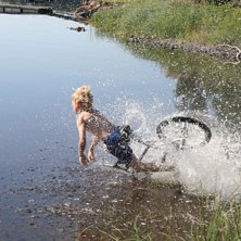 snabbt och roligt s&auml;tt att komma ner i vattnet=P. Foto: Sven Bogg. &Aring;kare: Johan Bogg.