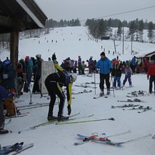 N&aring; er bakken full av nylaget sn&oslash; igjen!!

I dag.