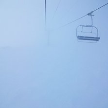 Really crappy conditions- 13 000ft (3900m). Foto: me. &Aring;kare: The Chair Lift.
